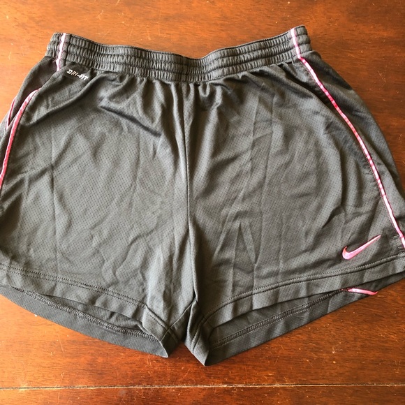 EUC Nike, L, Dri Fit, Gray Women’s Athletic Shorts - Picture 5 of 7